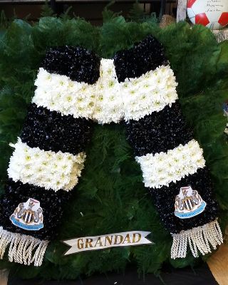 Newcastle united scarf