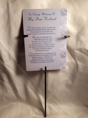 husband card and stand