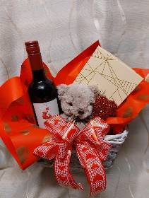 James junior wine gift set